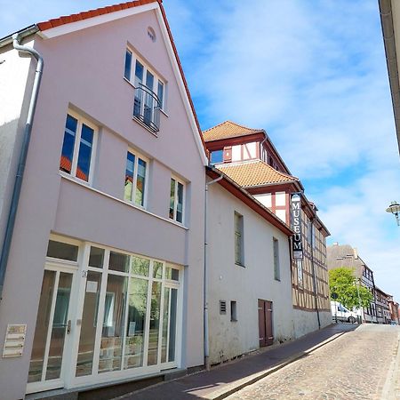 Business-Apartments Im Schuster-Acht Вольґаст Екстер'єр фото