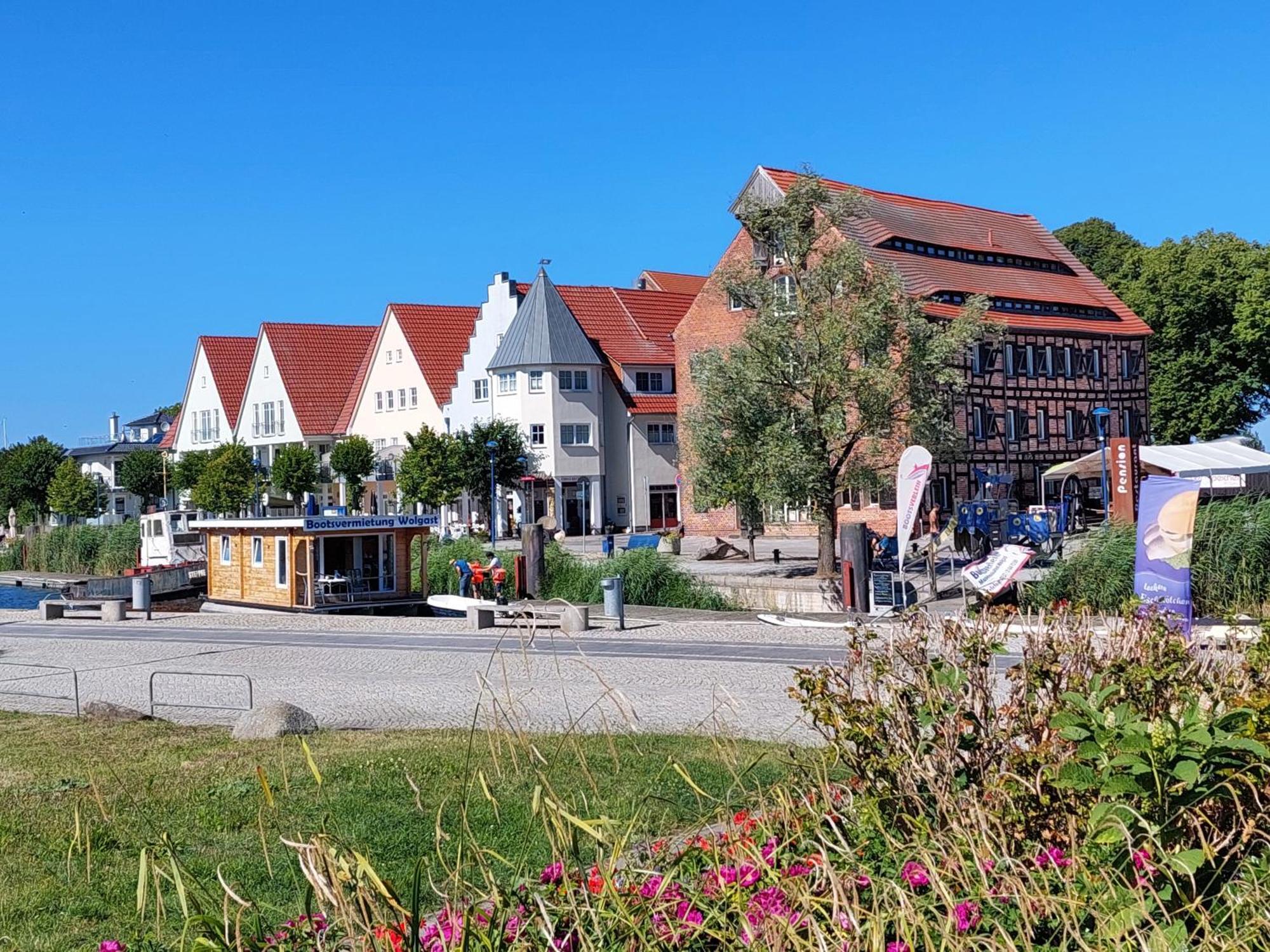 Business-Apartments Im Schuster-Acht Вольґаст Екстер'єр фото